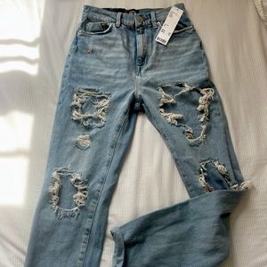 BDG Mom High Rise Distressed Light Wash Jeans Size 24